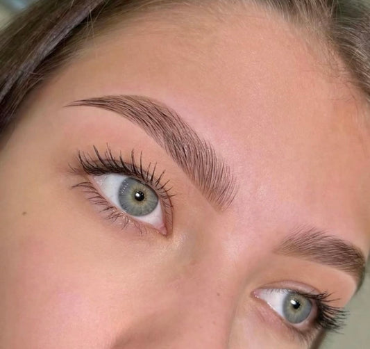 Eyebrow correction + Lamination